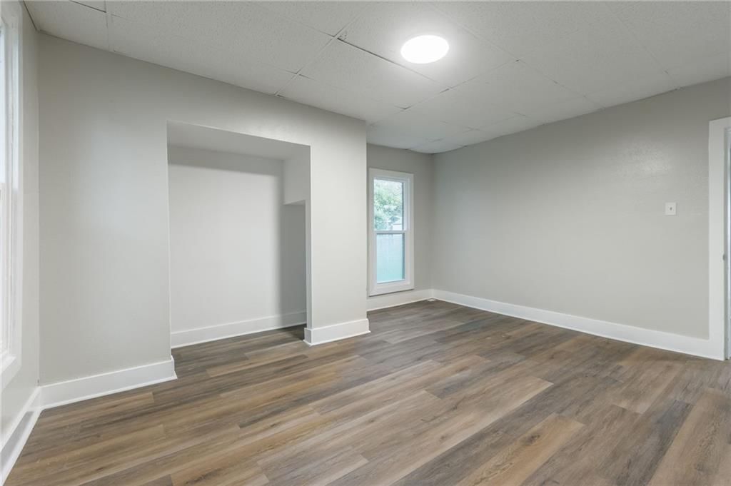 209 Walnut Street — photo 11