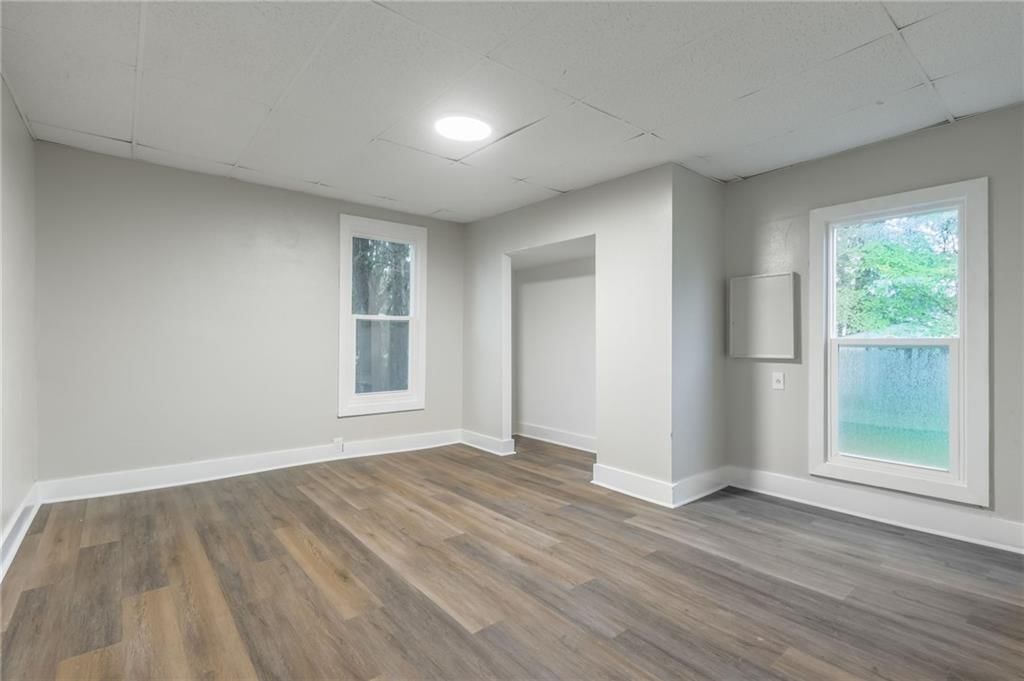 209 Walnut Street — photo 10