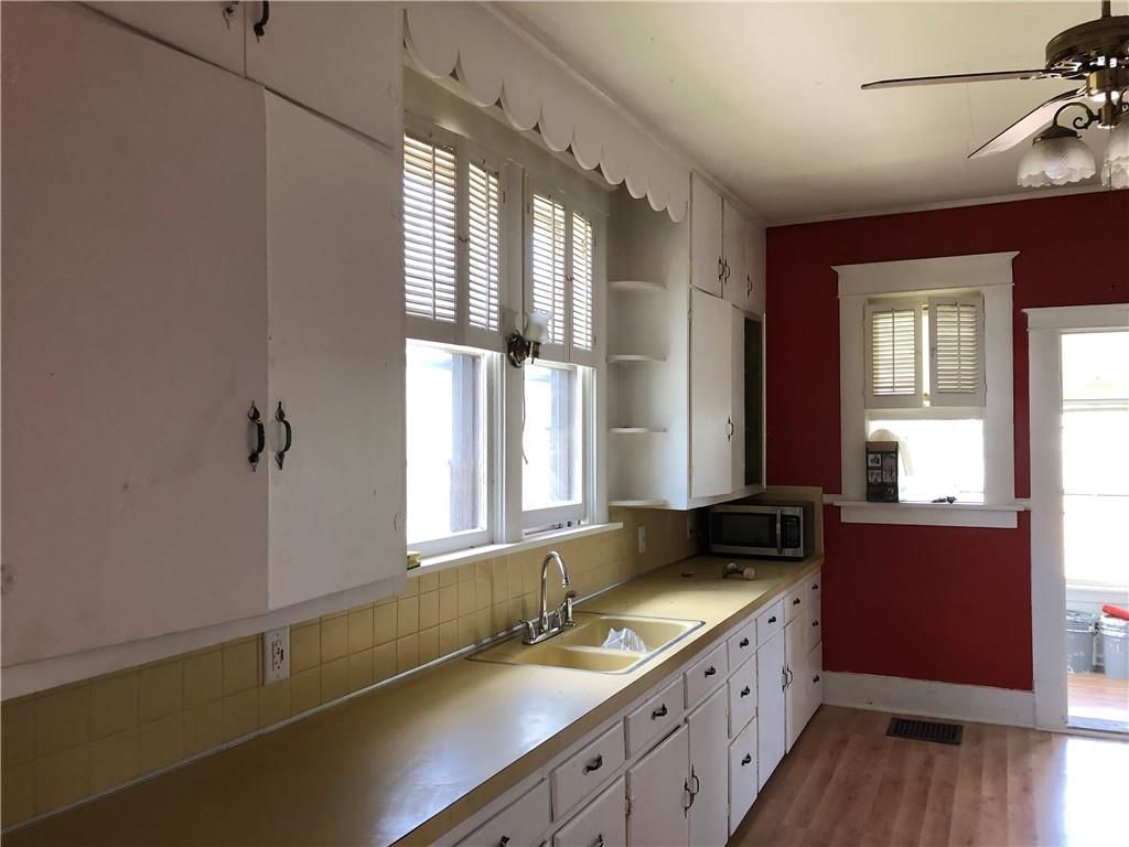 2601 DUNCAN Street — photo 16