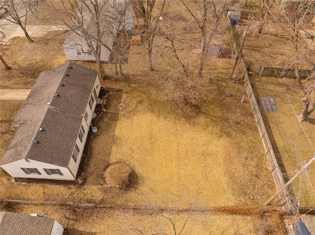 11406 W 68TH Place — photo 24