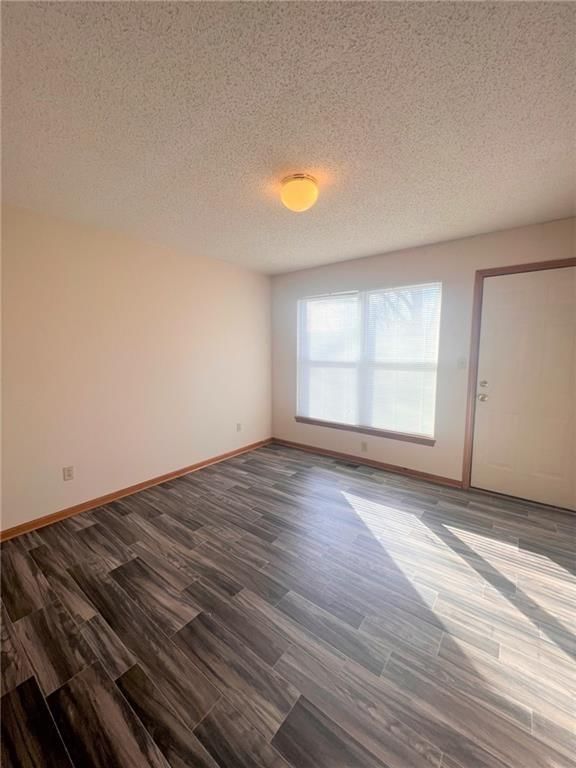 2440 S Claremont Avenue — photo 7