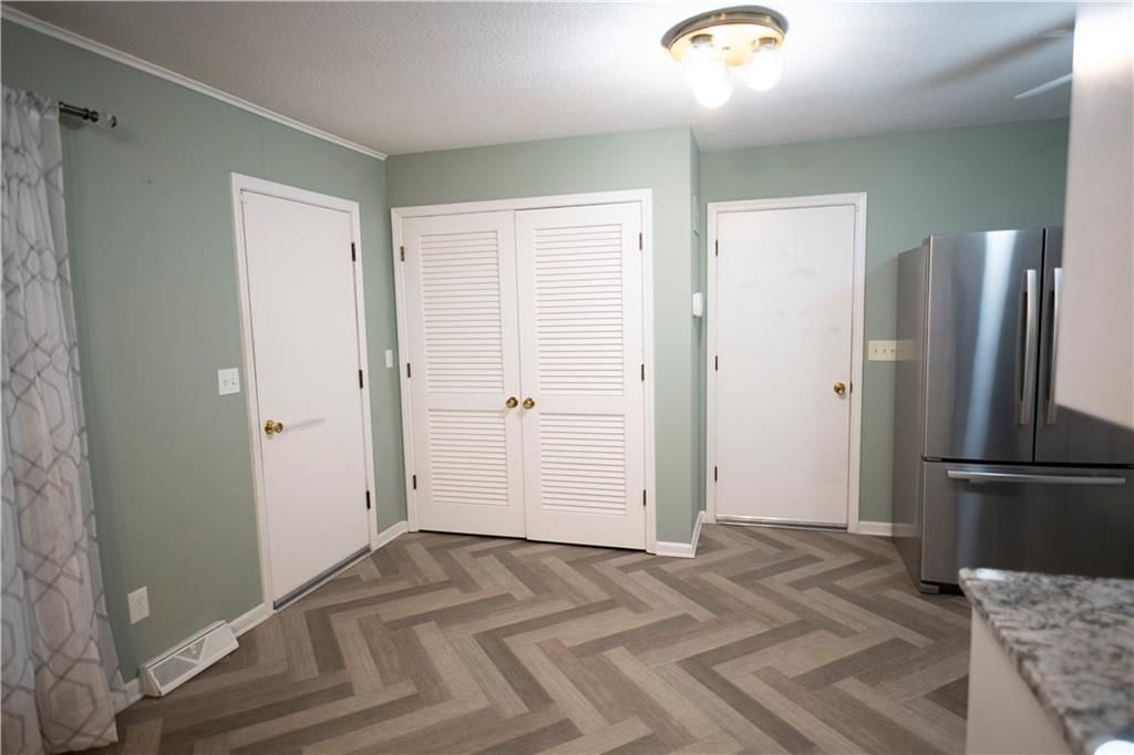 11204 W 50 Terrace — photo 4