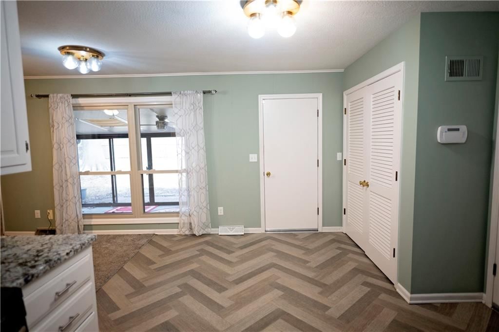 11204 W 50 Terrace — photo 5