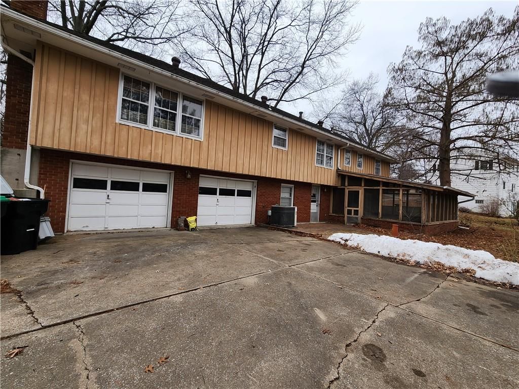 18508 E 30 Terrace S — photo 2