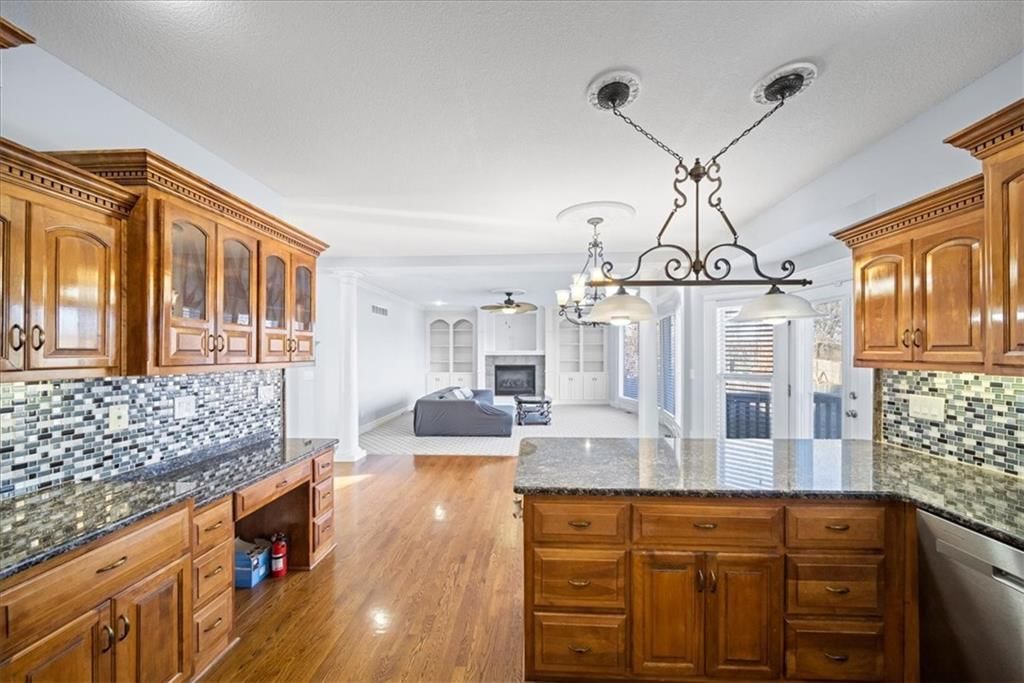 932 SW 33rd Street — photo 33