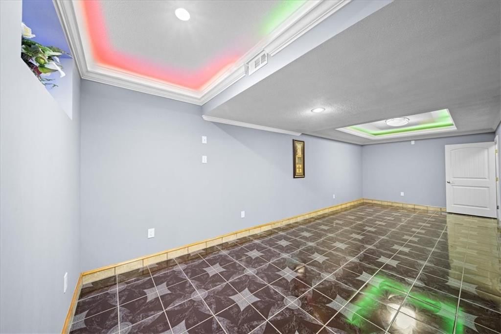 932 SW 33rd Street — photo 70