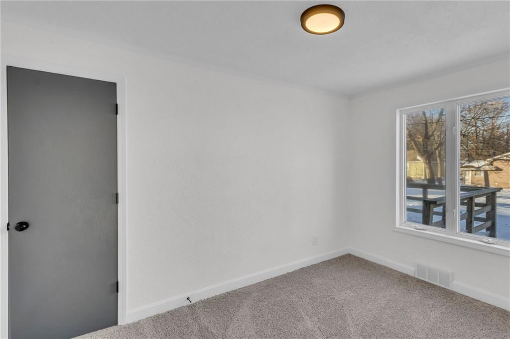 10100 E 78th Terrace — photo 11