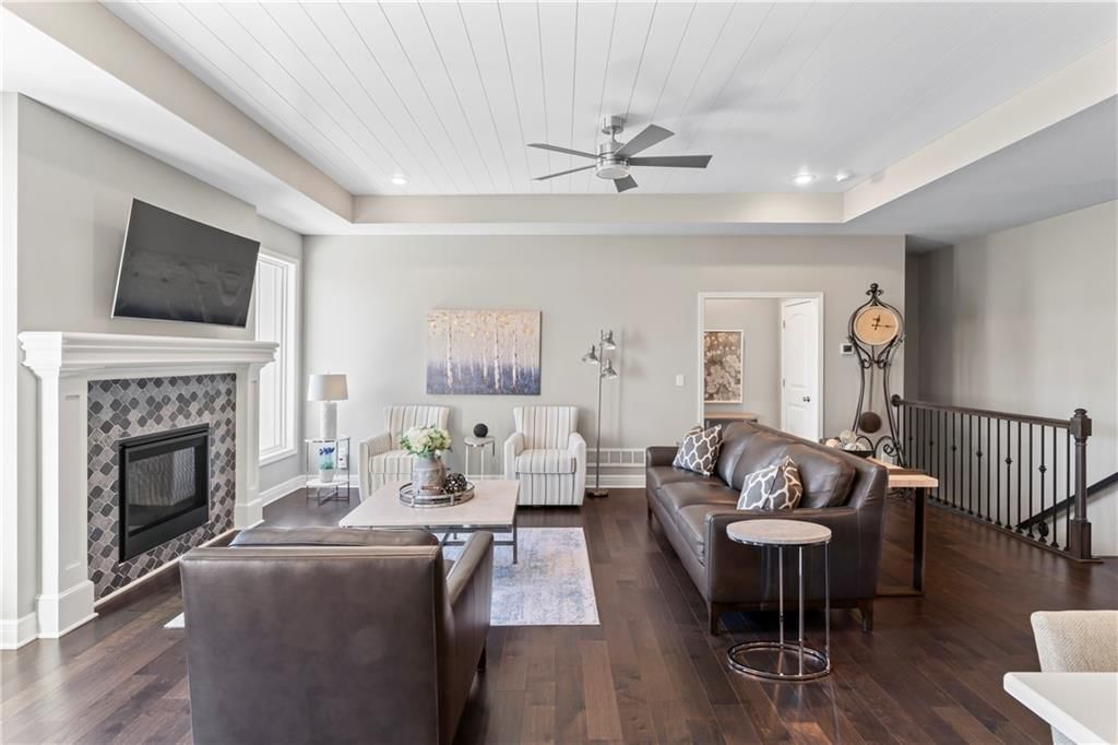 2404 NW Peekaboo Court — photo 13