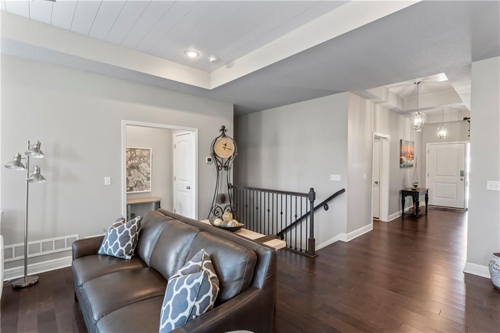 2404 NW Peekaboo Court — photo 19