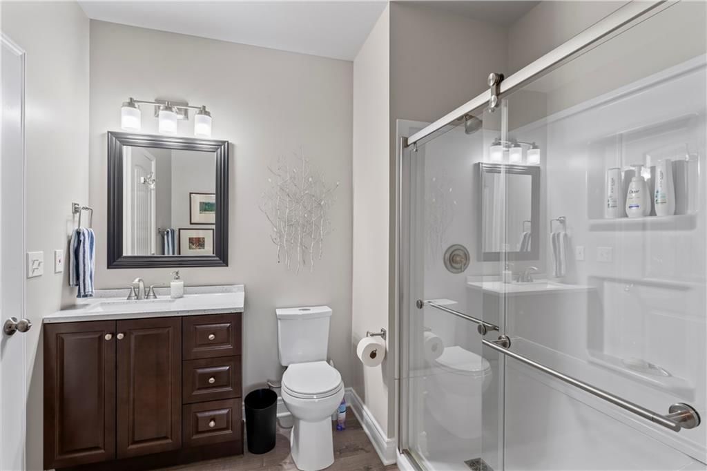 2404 NW Peekaboo Court — photo 32
