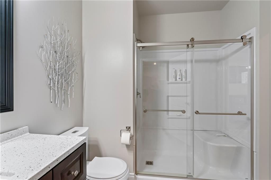 2404 NW Peekaboo Court — photo 33