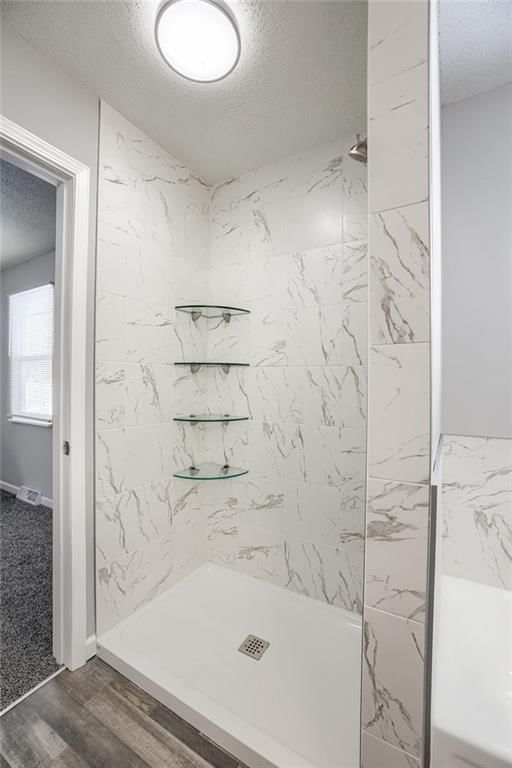 501 NE Summit Drive — photo 13
