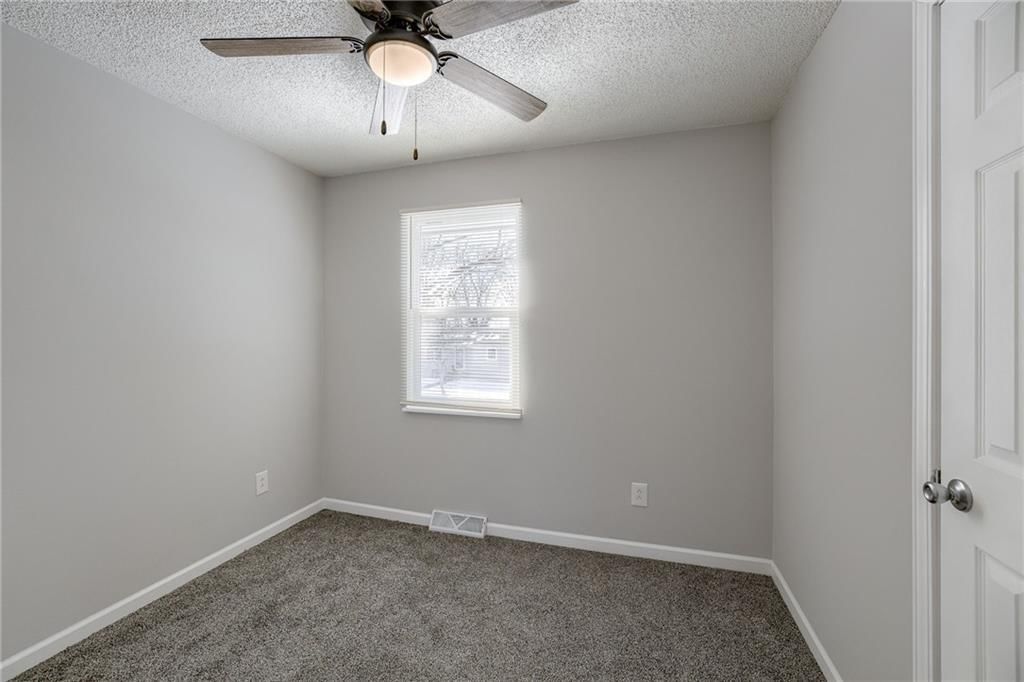 501 NE Summit Drive — photo 14
