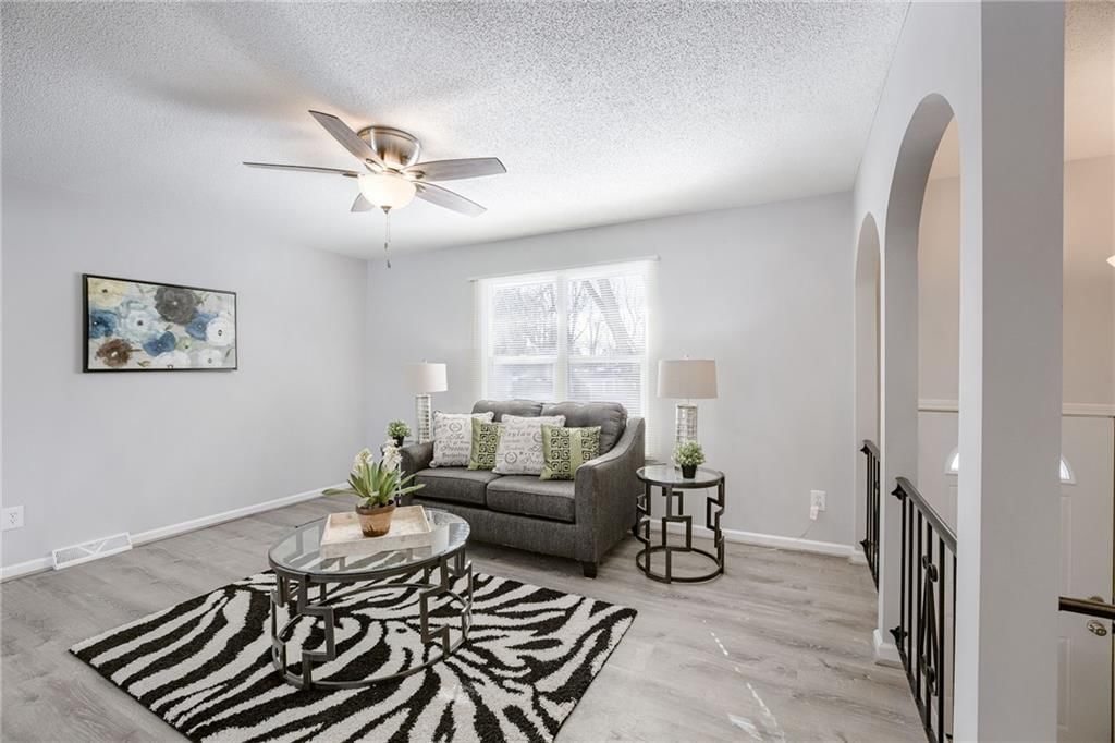 501 NE Summit Drive — photo 5