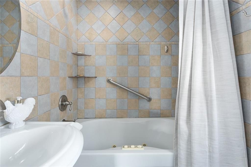 8419 Ward Parkway Parkway — photo 19