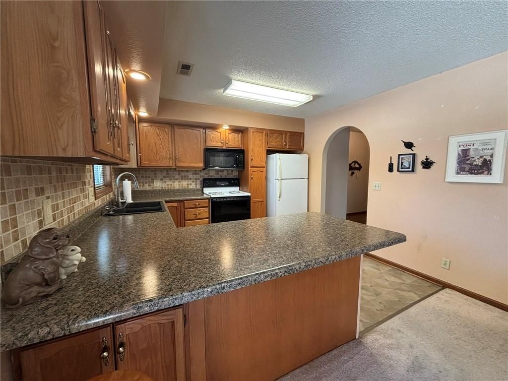 4241 Douglas Street — photo 11