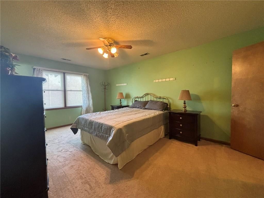 4241 Douglas Street — photo 15