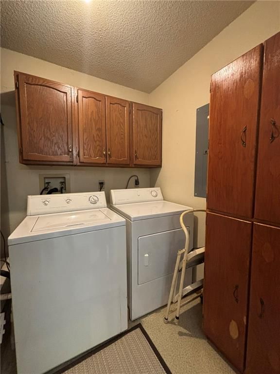 4241 Douglas Street — photo 23