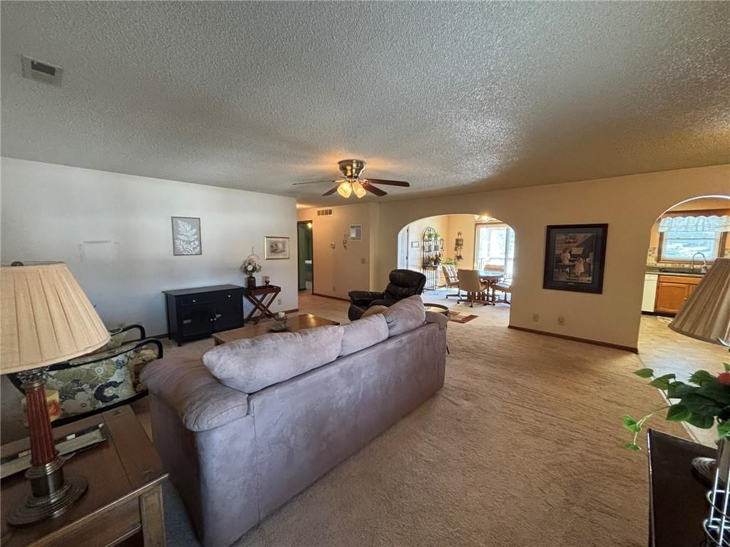 4241 Douglas Street — photo 7