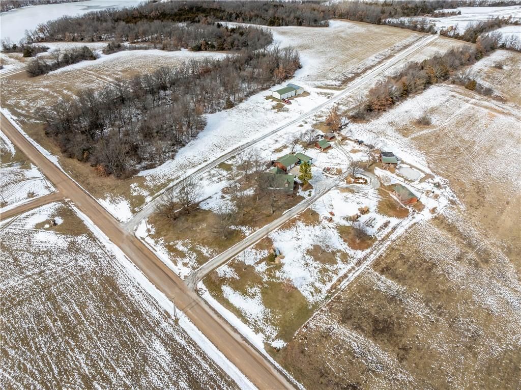 28523 Concordia Lake Road — photo 44