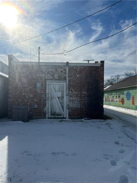 117 E Franklin Street — photo 16