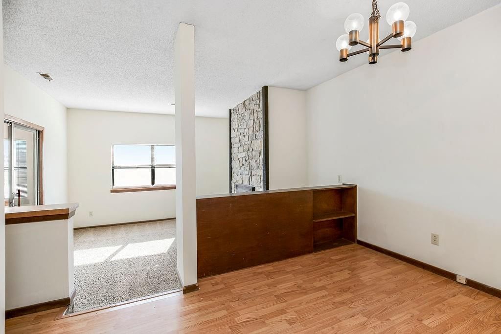 1435 Westbrooke Street — photo 6