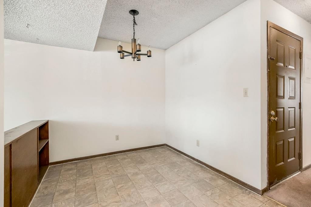 1409 Westbrooke Street — photo 9