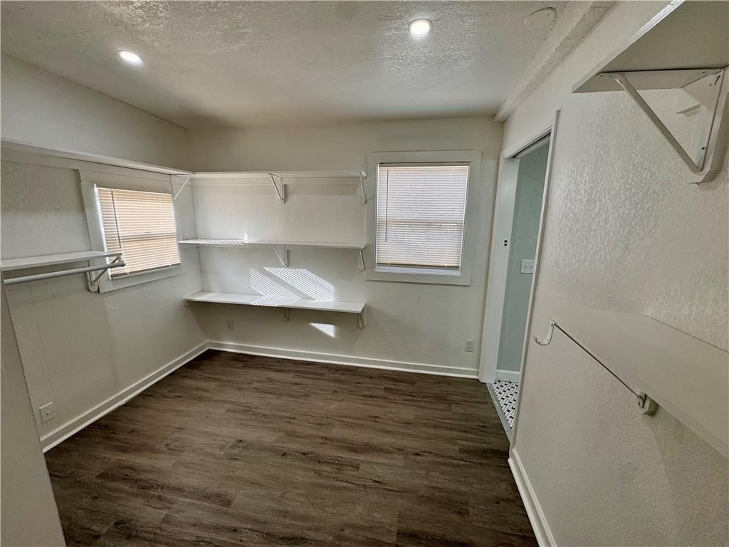 2740 Park Avenue — photo 28