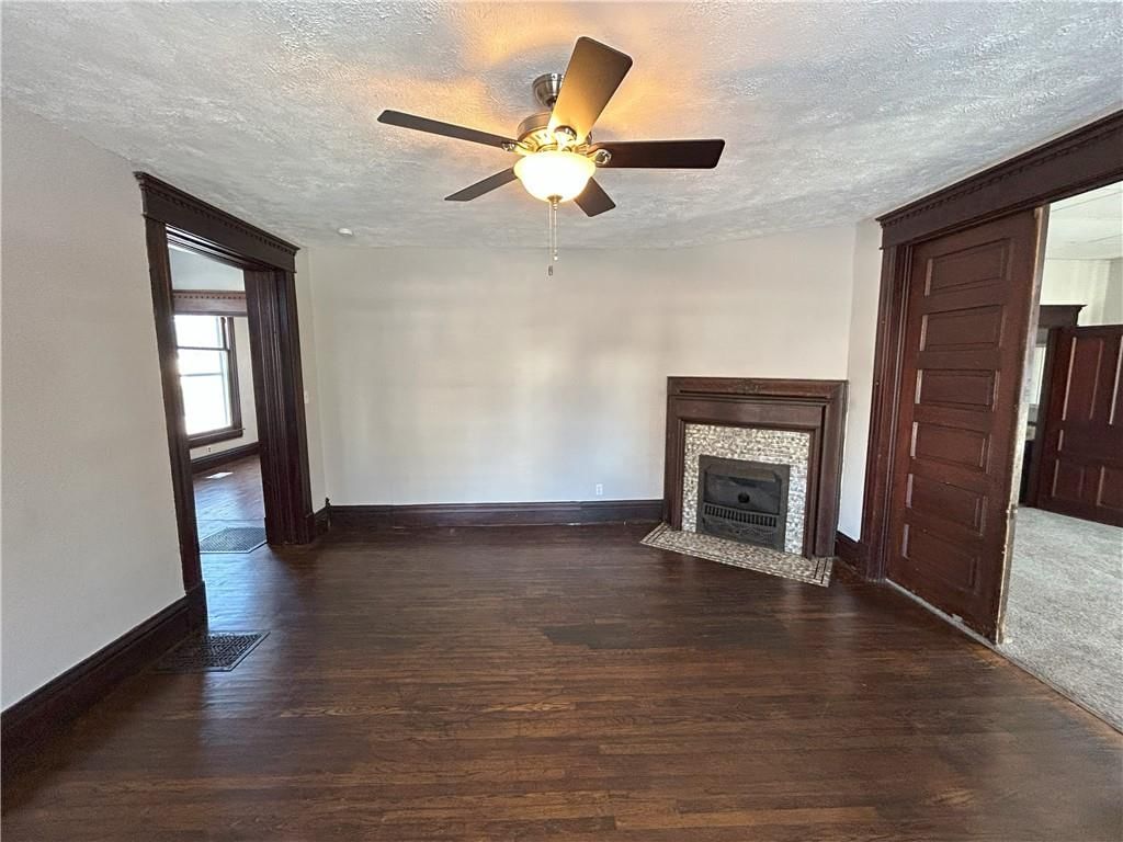 505 W Walnut Street — photo 18