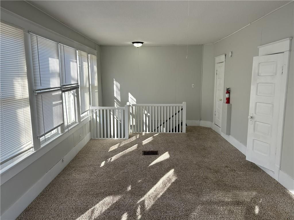505 W Walnut Street — photo 25