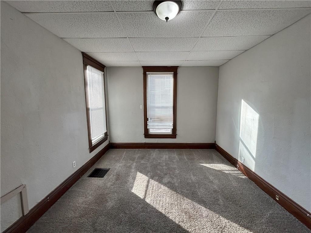 505 W Walnut Street — photo 34