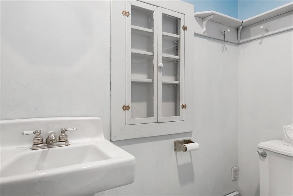 4735 Fairmount Avenue — photo 13