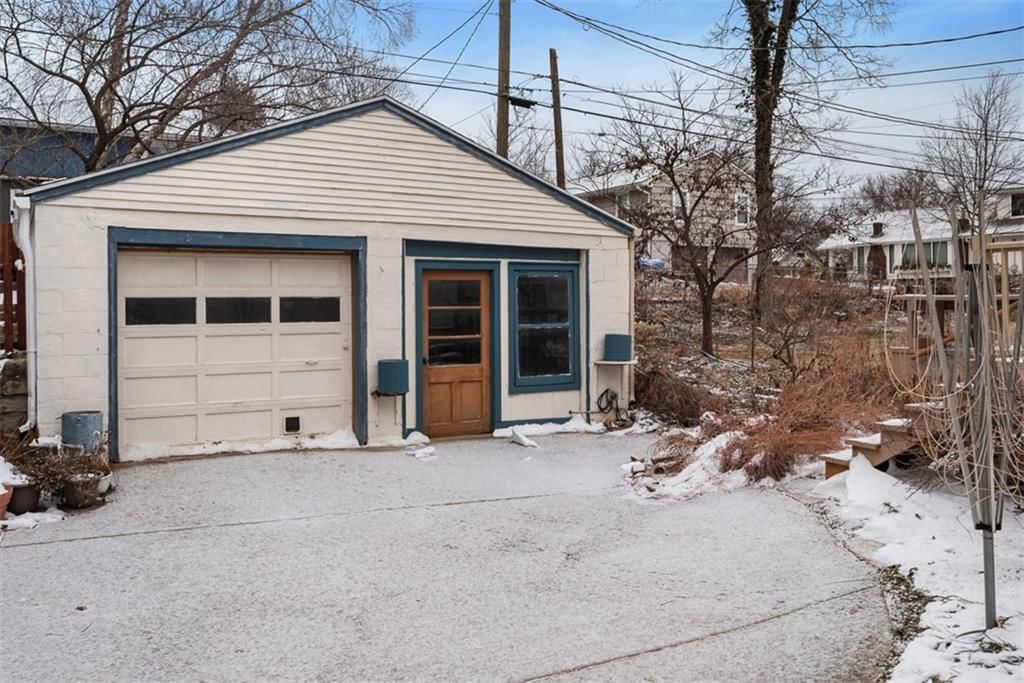 4735 Fairmount Avenue — photo 21