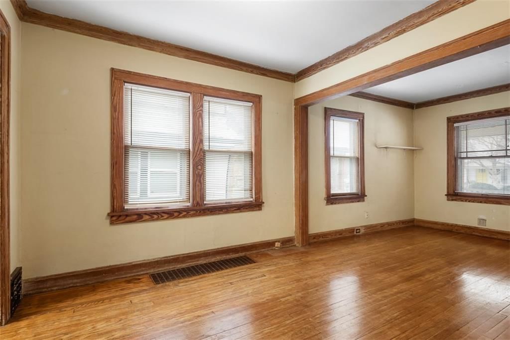 4735 Fairmount Avenue — photo 9