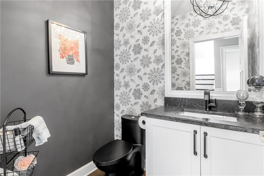 2532 Willow Creek Lane — photo 37