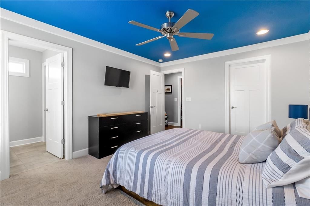 2532 Willow Creek Lane — photo 52
