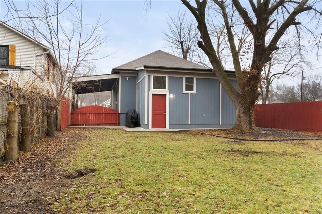 713 S Willis Avenue — photo 27