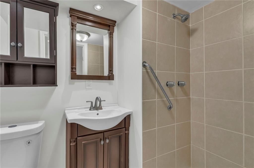 3510 S Park Avenue — photo 45