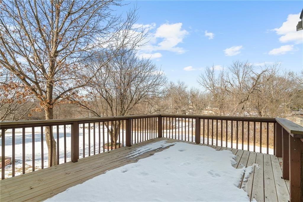 7167 NW CHAPEL WOODS Circle — photo 24