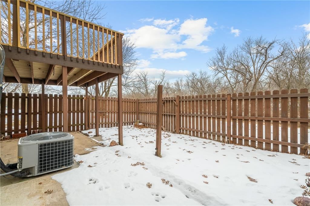 7167 NW CHAPEL WOODS Circle — photo 27