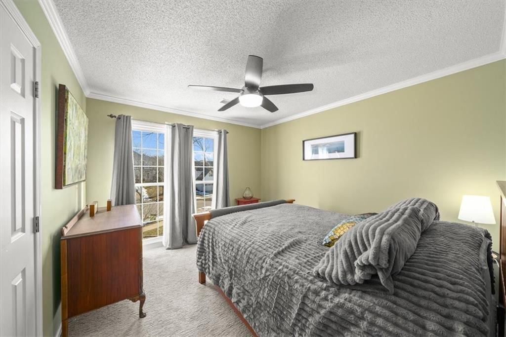 5302 Hallet Street — photo 17