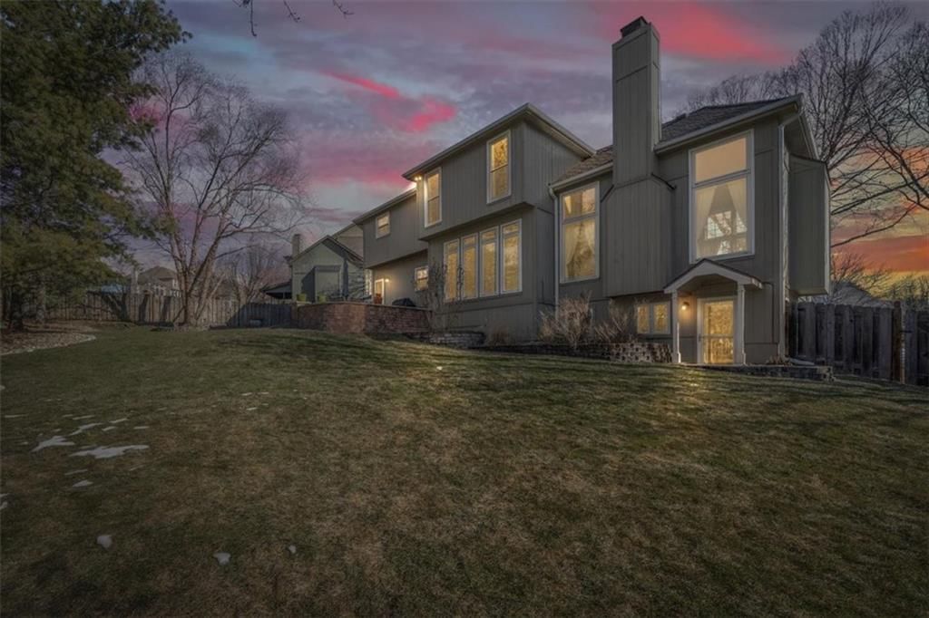 5302 Hallet Street — photo 25