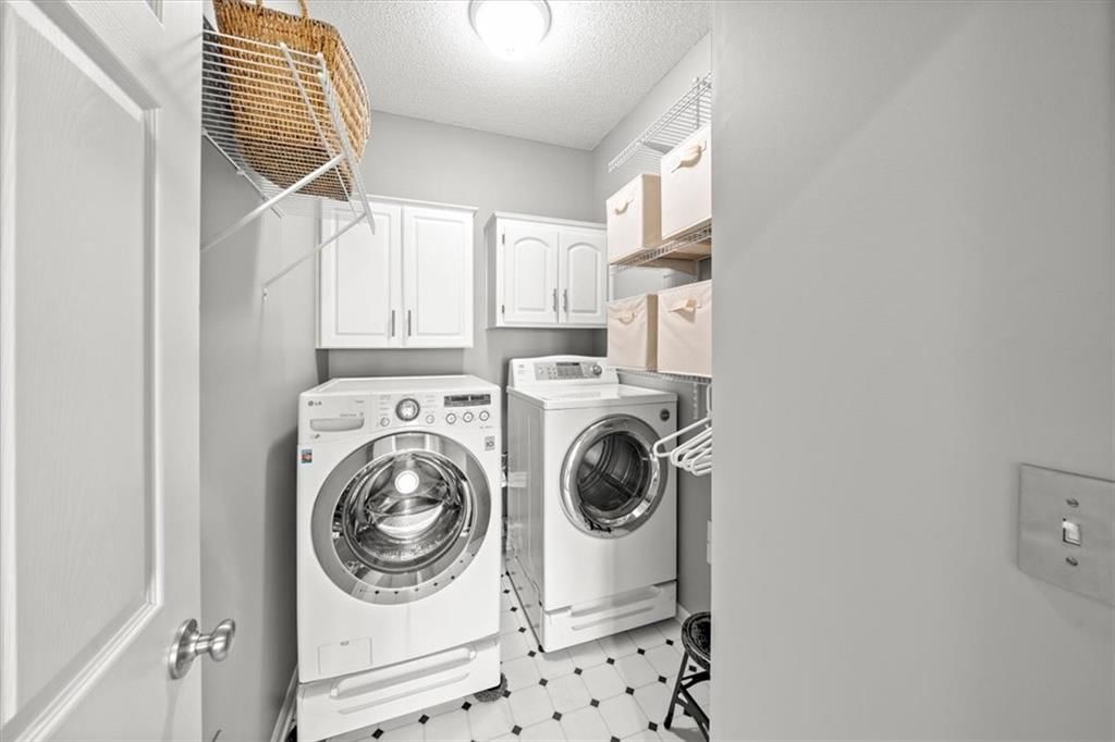 5302 Hallet Street — photo 10