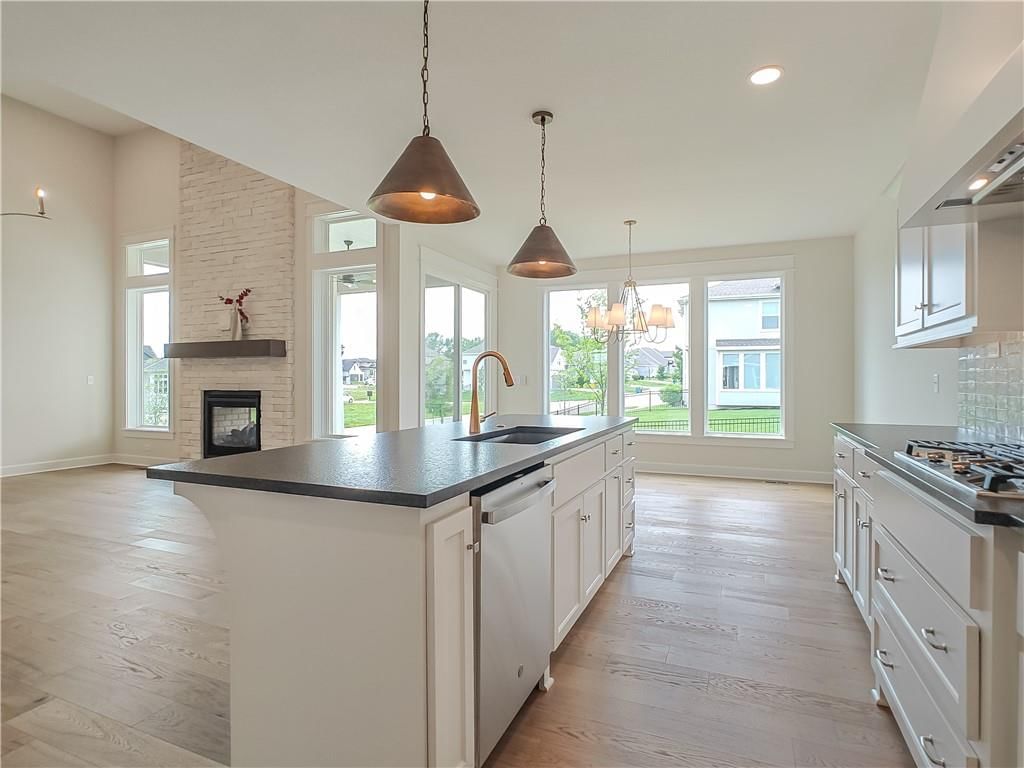 18336 Monrovia Street — photo 17