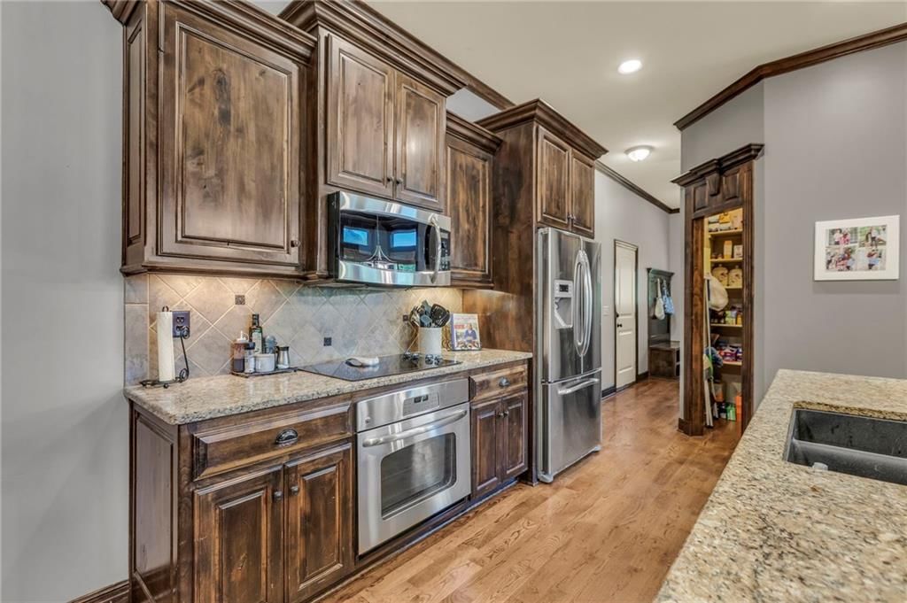 11525 S Carbondale Street — photo 25