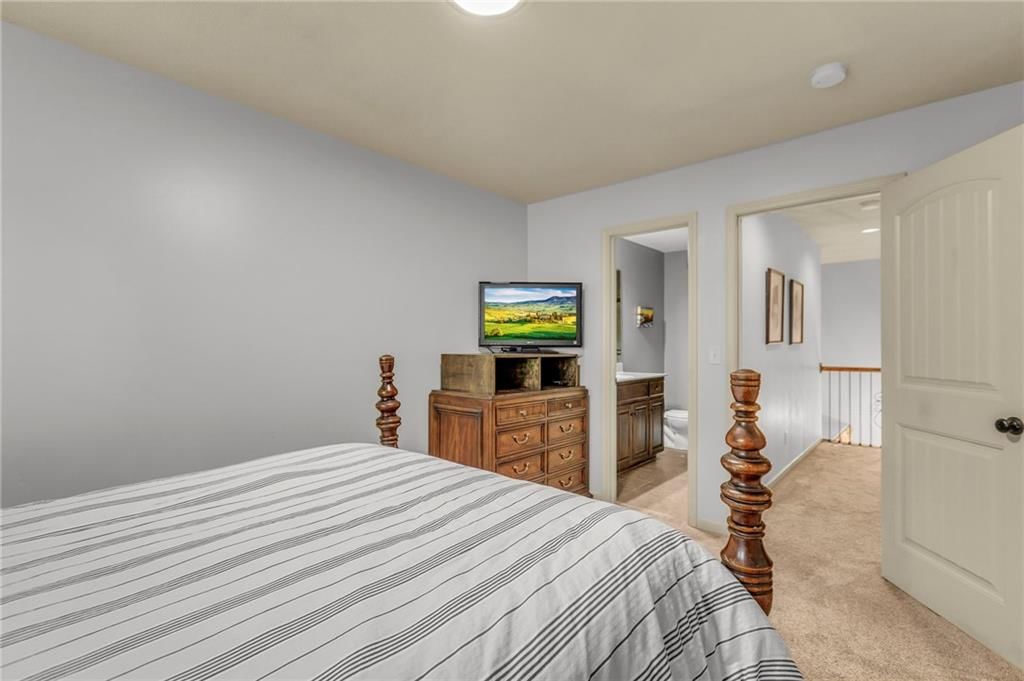 11525 S Carbondale Street — photo 39