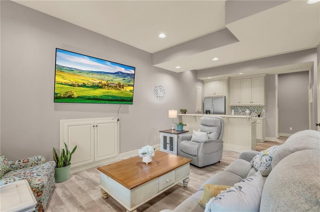 11525 S Carbondale Street — photo 49