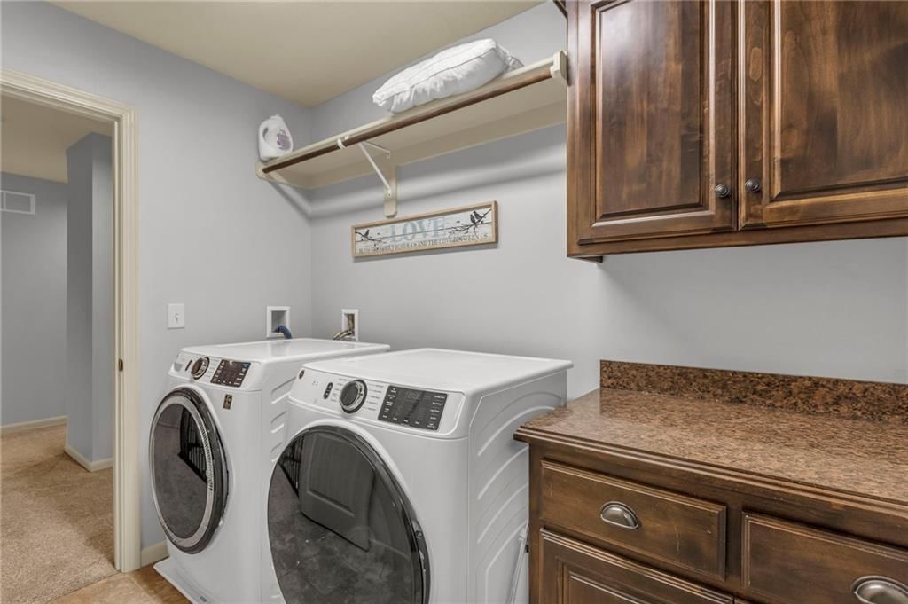 11525 S Carbondale Street — photo 57