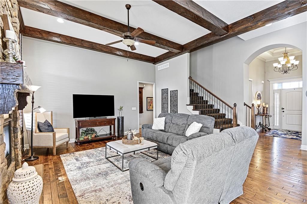 11313 W 153rd Street — photo 8