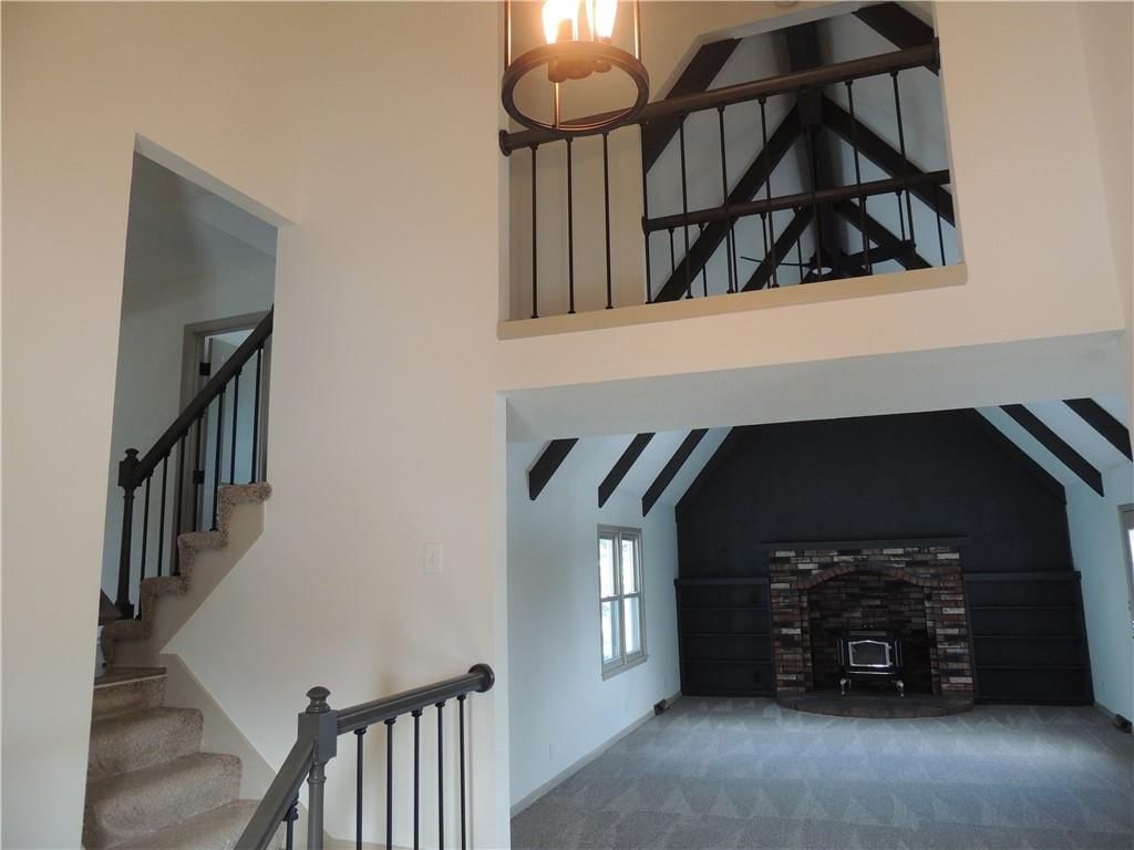205 NE Hearnes Avenue — photo 5